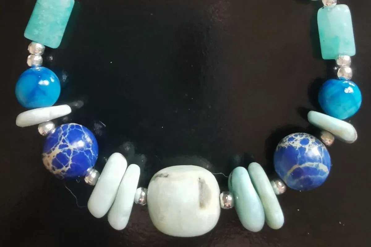 Schmuckwerkstatt: Armband-Kreation in Marrakesch