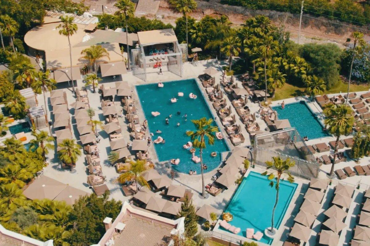 Famous Beach Marrakech Beach Club, Pool Party, VIP-Bereiche — photo 1