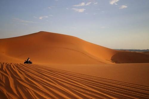 5 jours au Sahara : le voyage qui change vraiment les gens